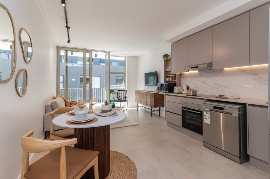 1 Bedroom Property for Sale in Green Point Western Cape